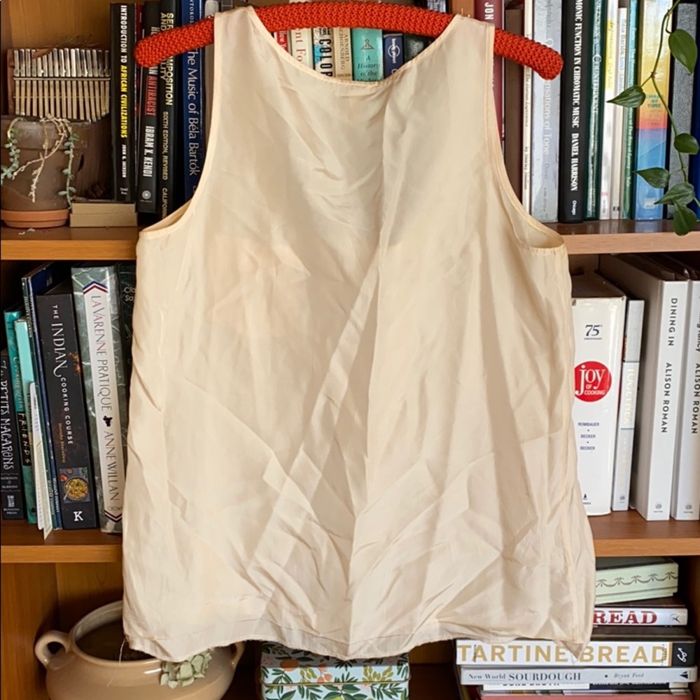 Silk Shell - Picture 7 of 7